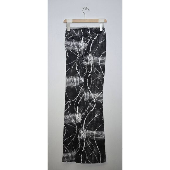 BDG Urban Outfitters Barb Wire Print Size 24 Ruched V-front Flare Jean - Picture 5 of 7